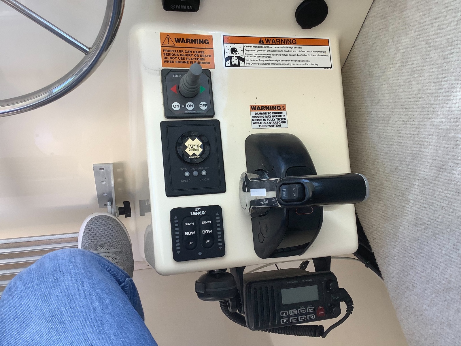 2012 Parker 2520 XL Sport Cabin