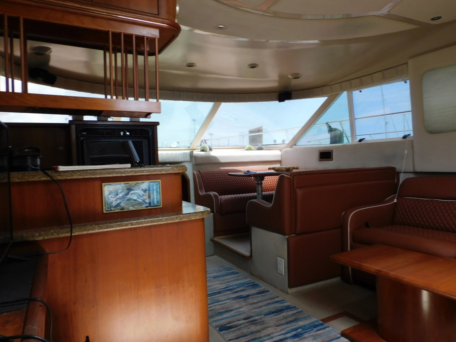 2001 Cruisers Yachts 4450 Express Motoryacht