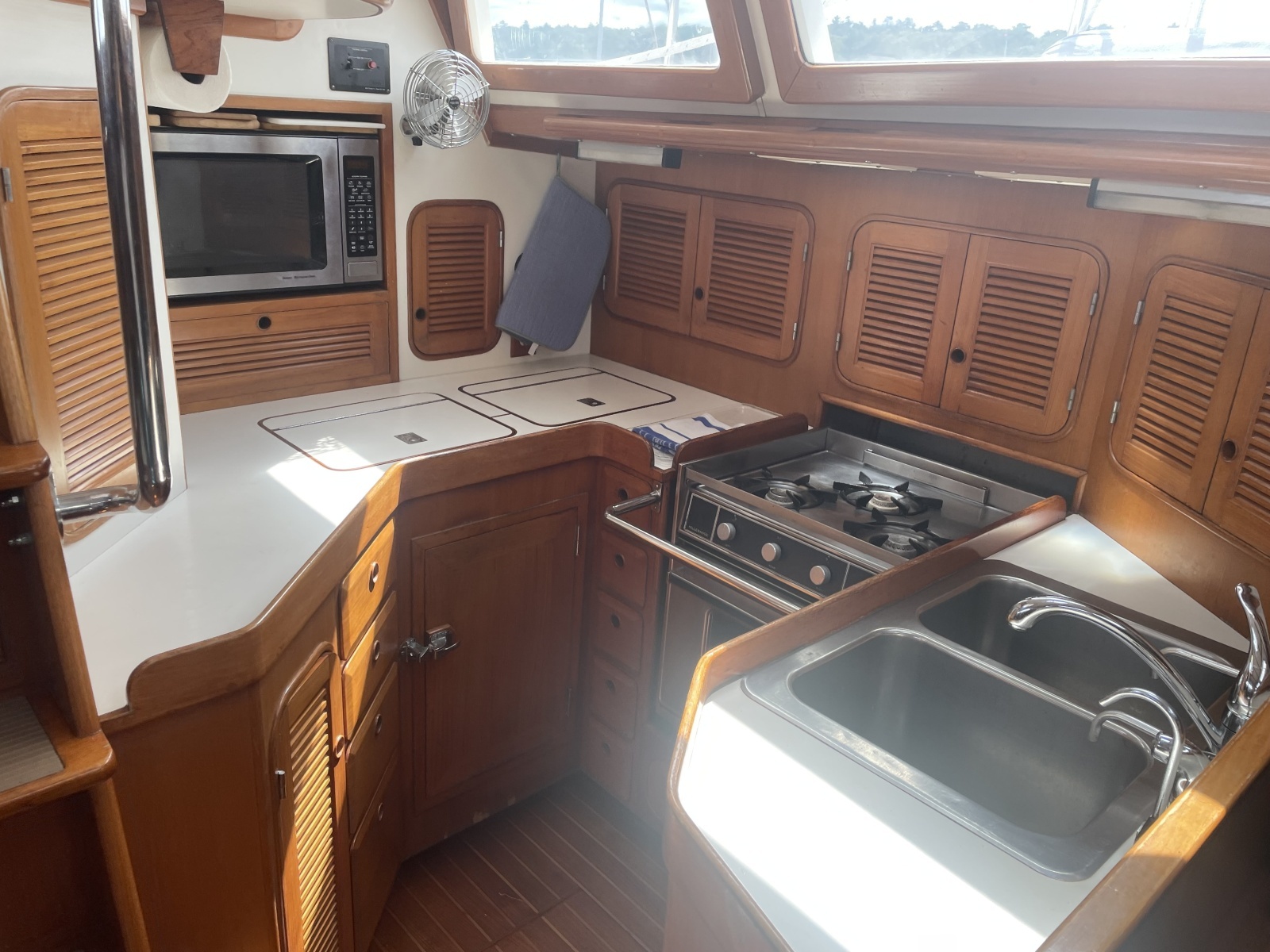 1984 Norseman 447