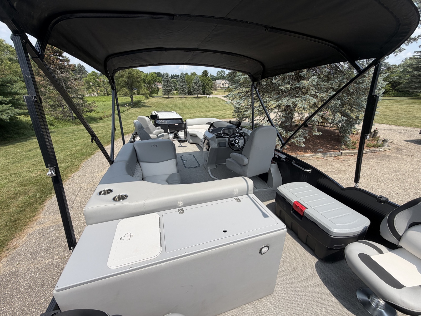 2021 Manitou Encore 24 Pro Angler SHP