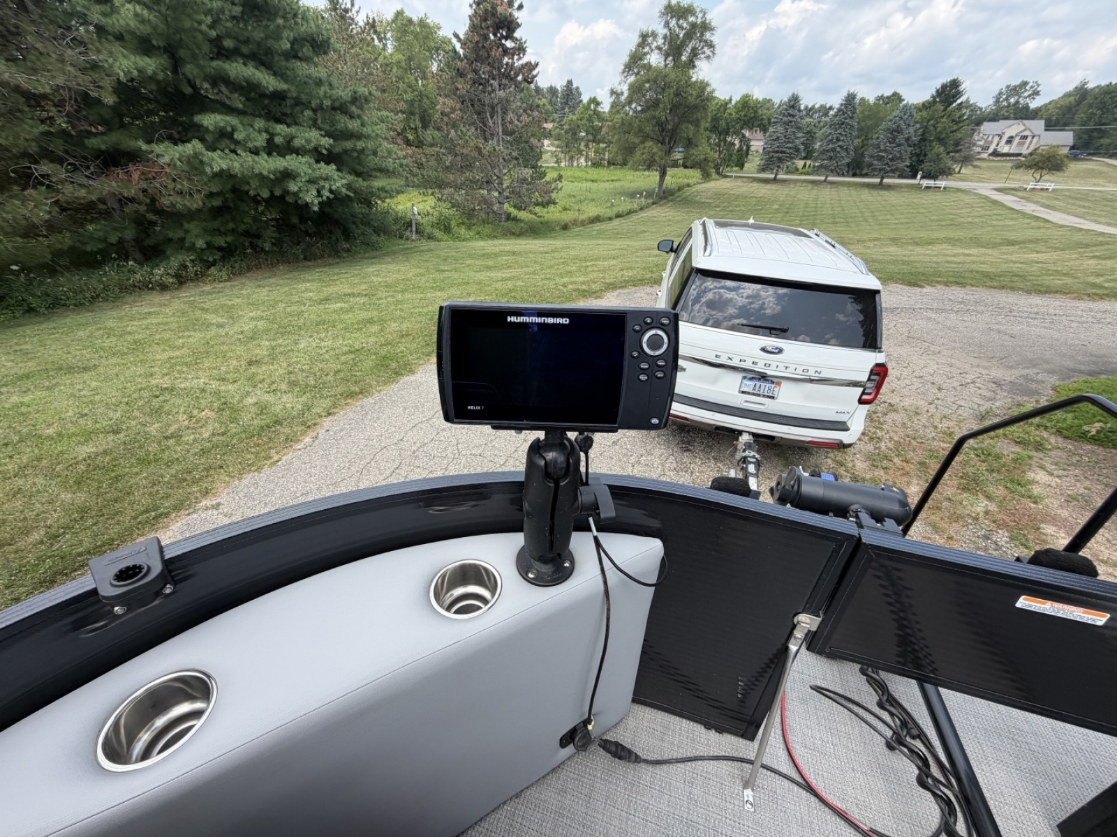 2021 Manitou Encore 24 Pro Angler SHP