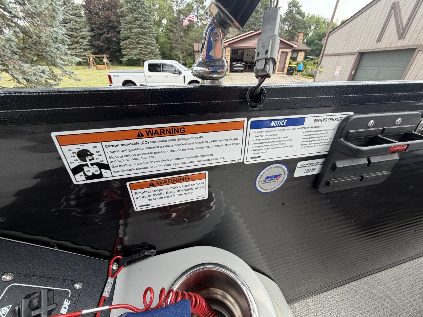 2021 Manitou Encore 24 Pro Angler SHP