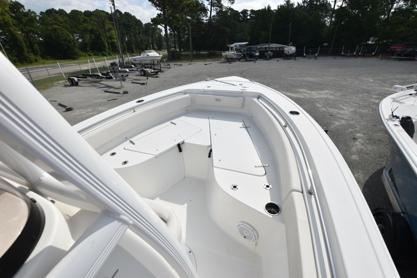 2023 Sea Hunt 