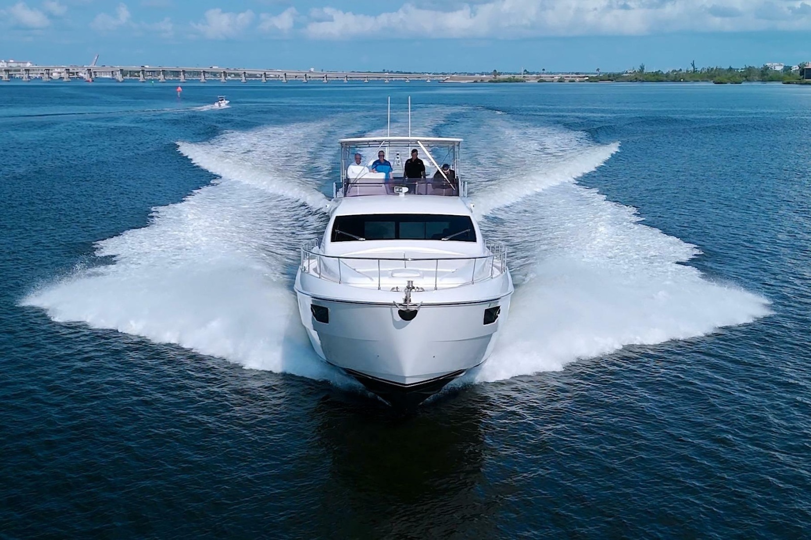 2014 Ferretti Yachts 620