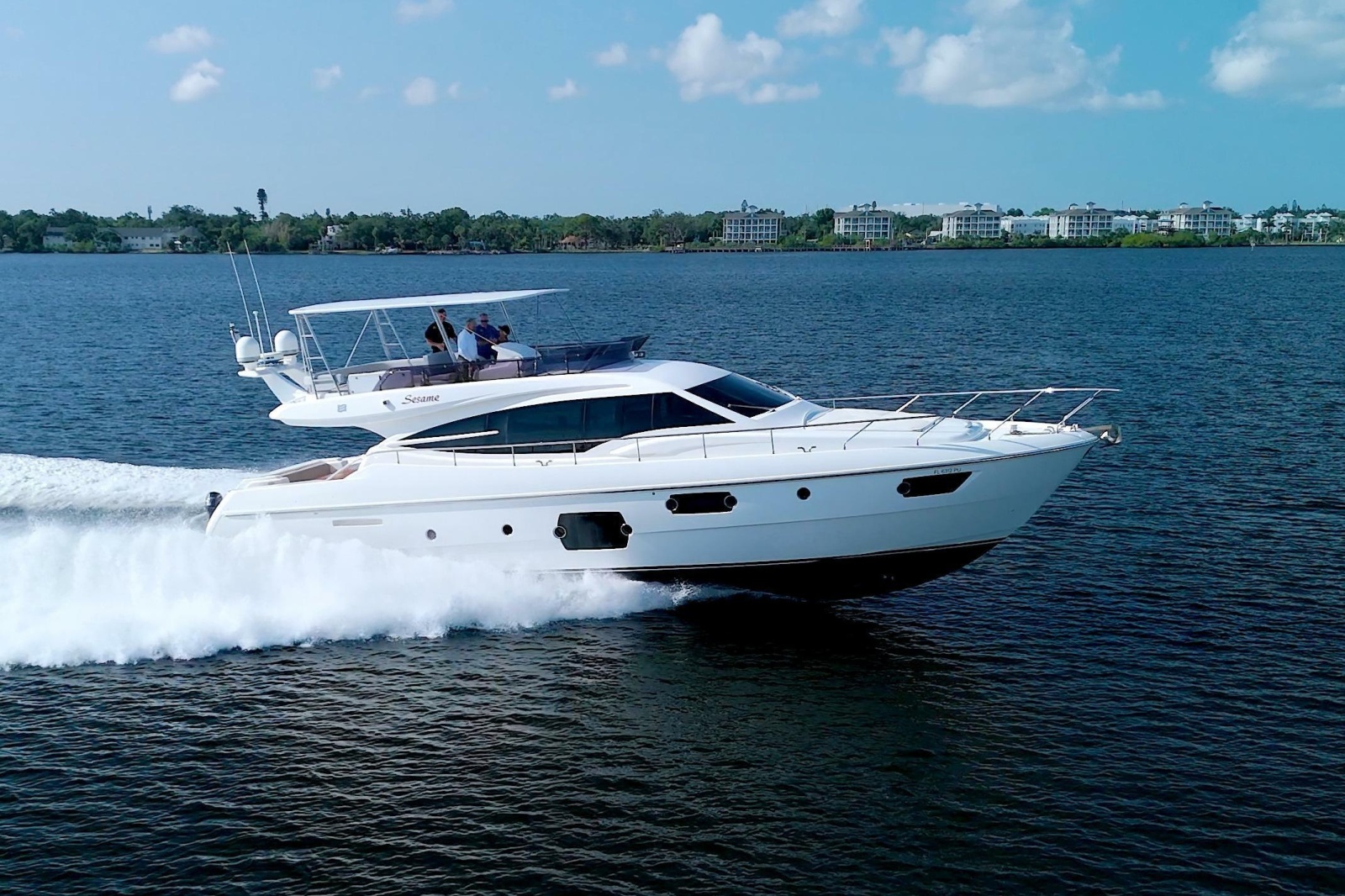 2014 Ferretti Yachts 620