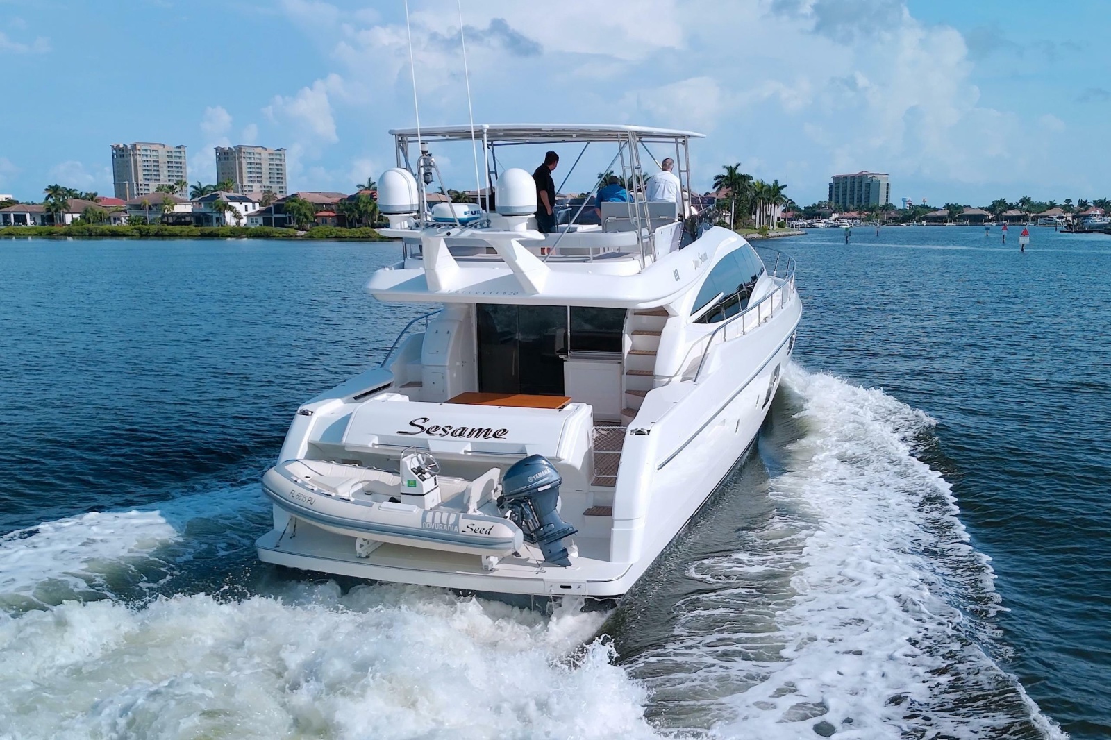 2014 Ferretti Yachts 620