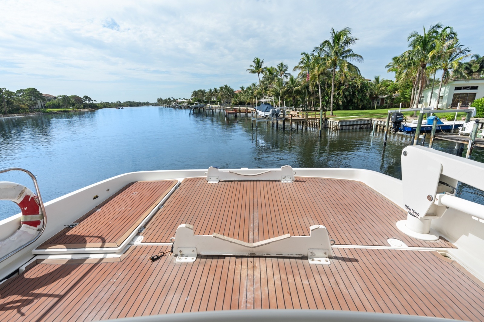 2008 Meridian 580 Pilothouse