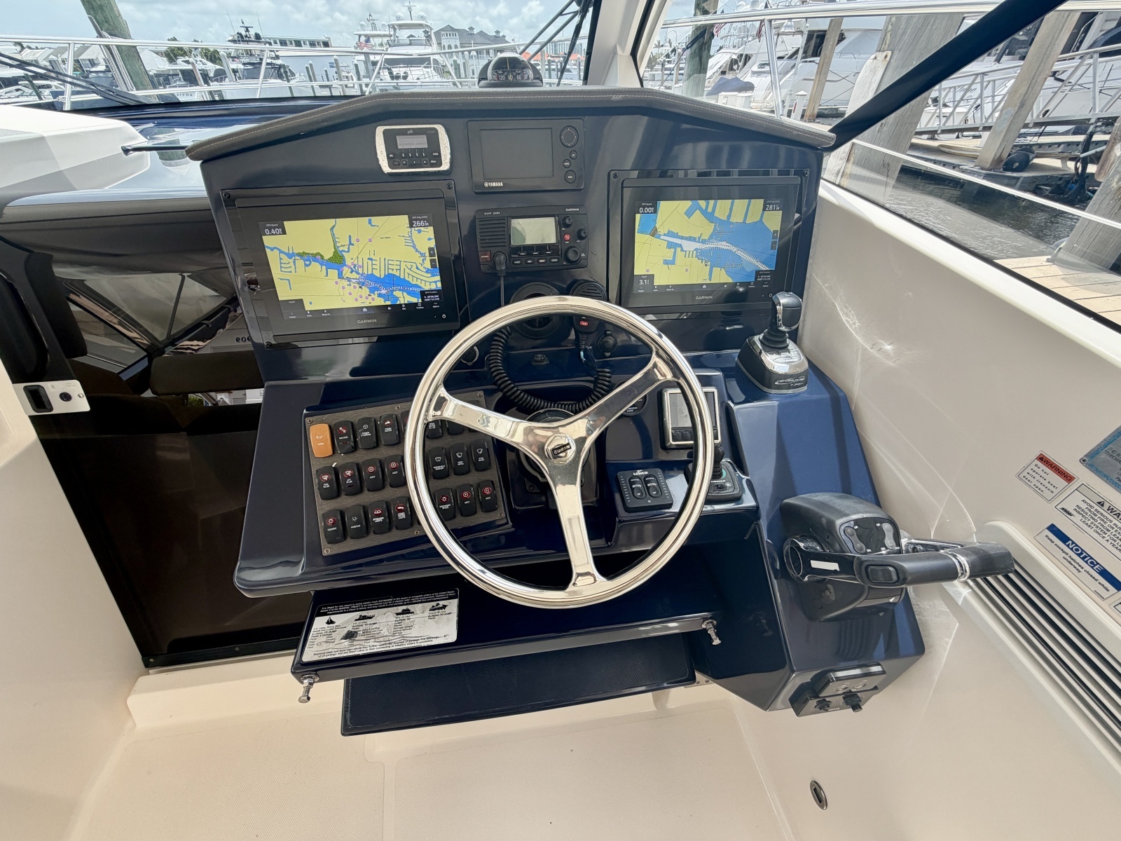 FAIS DO DO 41ft Pursuit Yacht For Sale