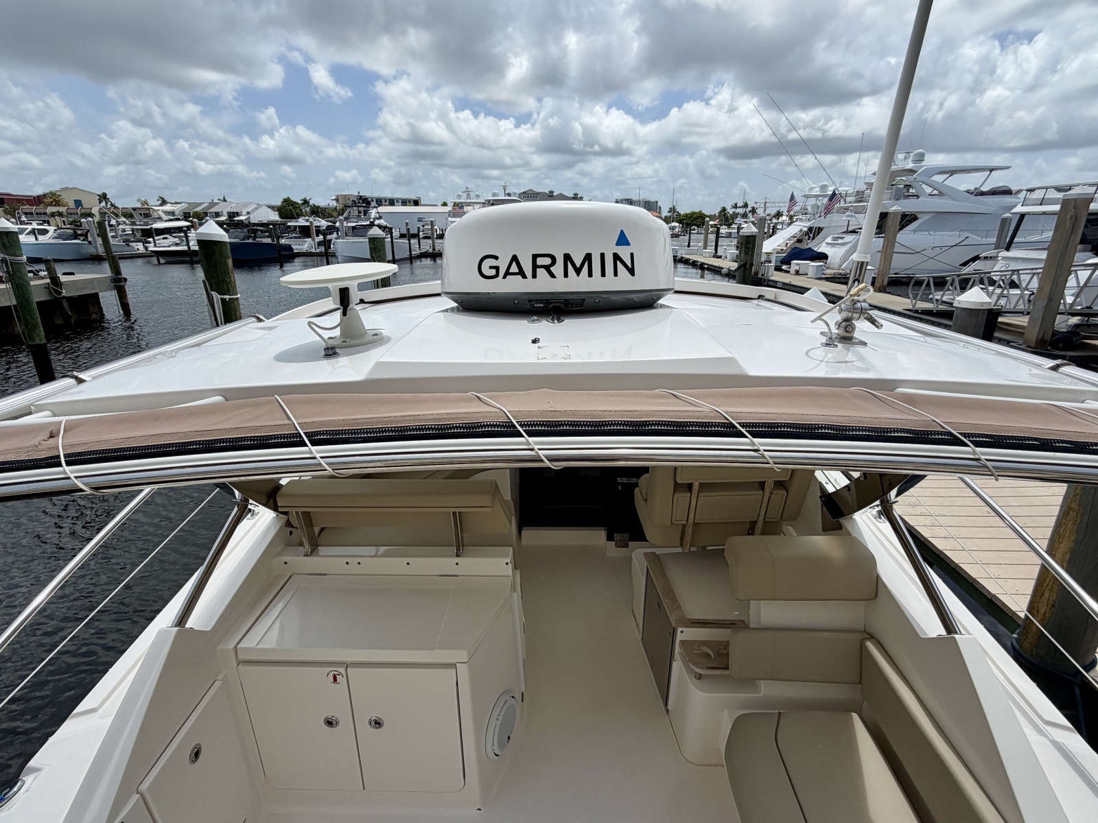 FAIS DO DO 41ft Pursuit Yacht For Sale