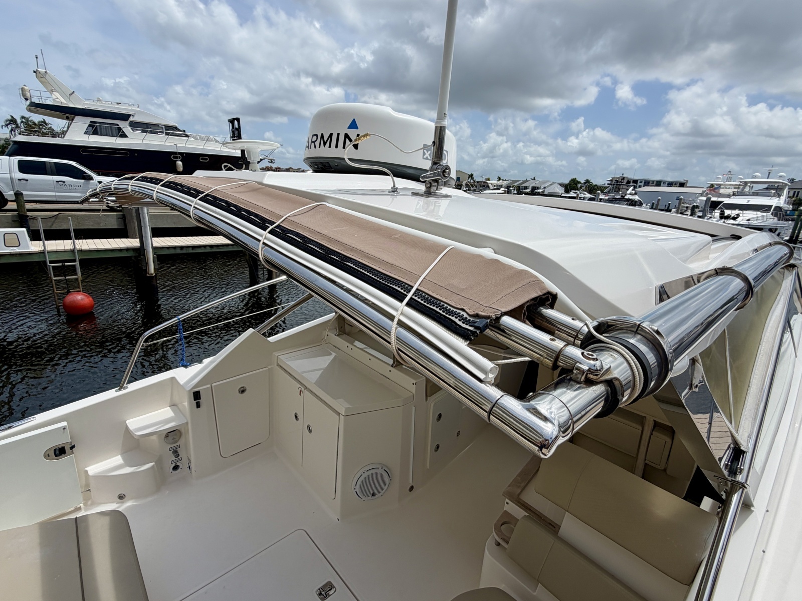 FAIS DO DO 41ft Pursuit Yacht For Sale