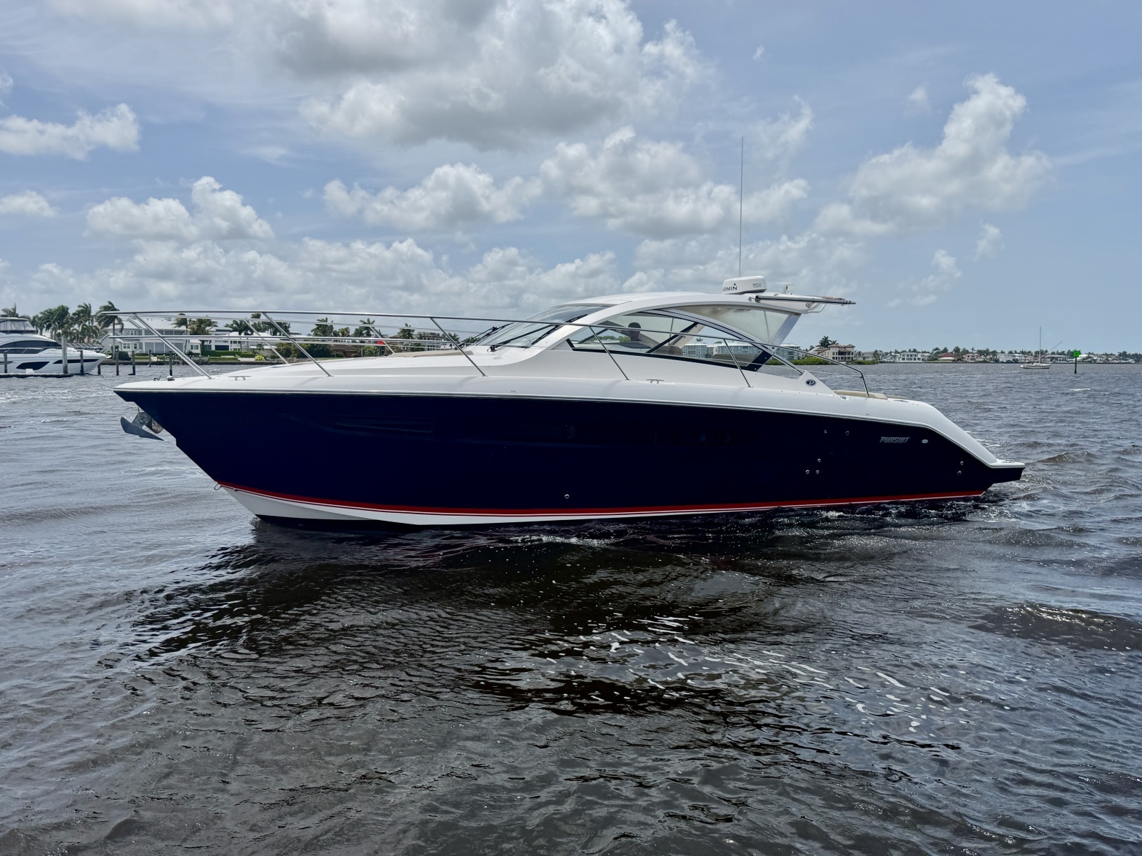 FAIS DO DO 41ft Pursuit Yacht For Sale
