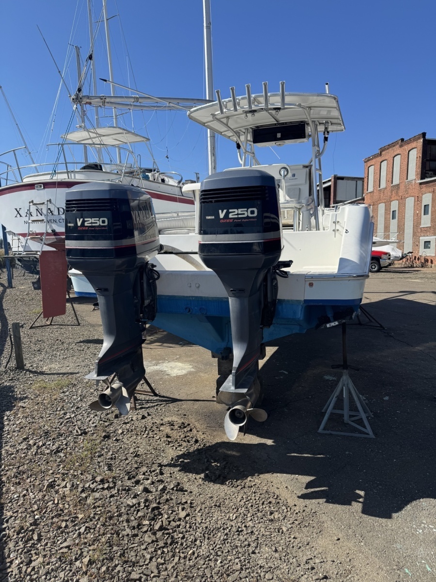1990 Donzi F 33