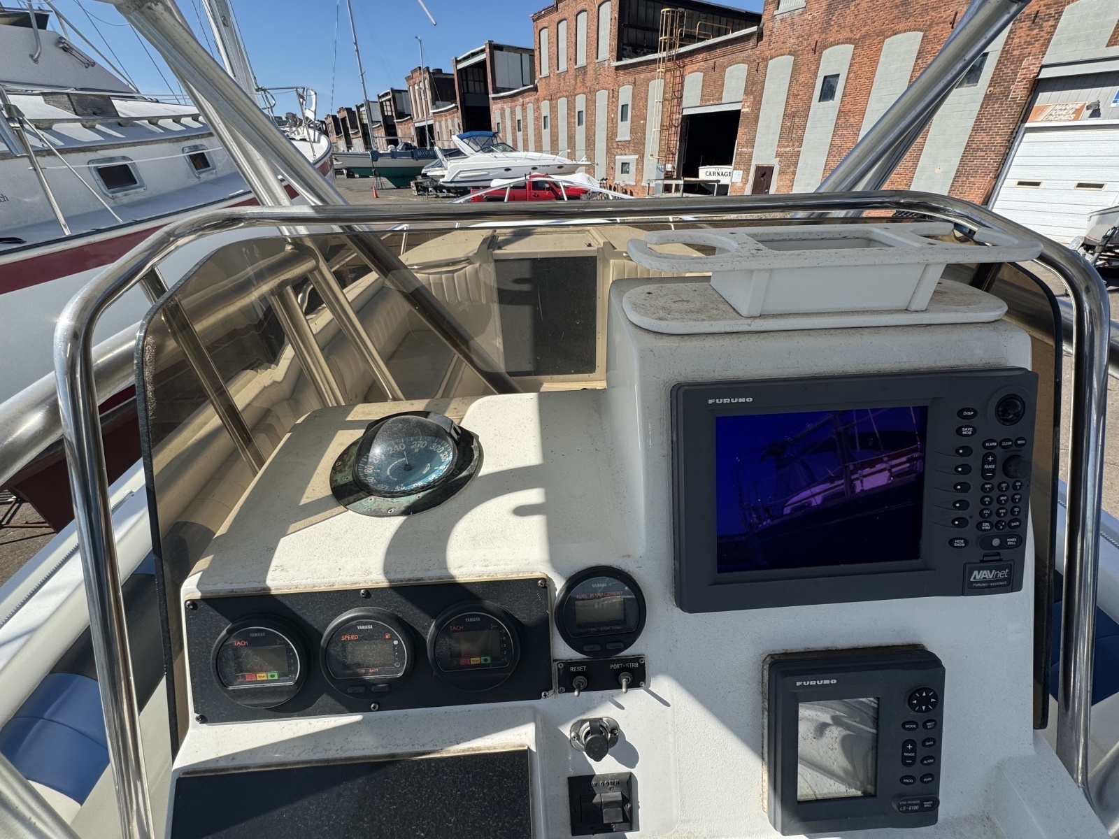 1990 Donzi F 33