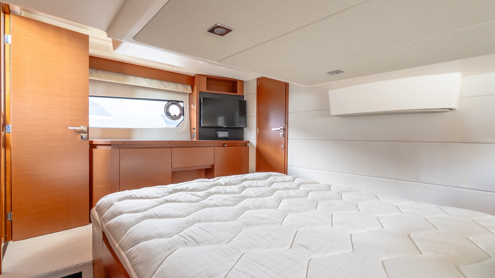 2015 Prestige 450S