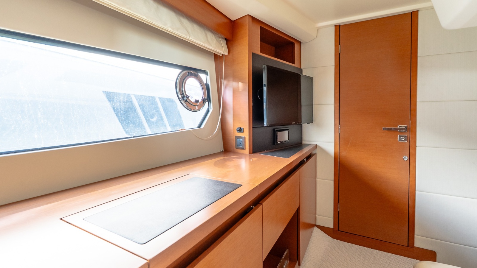 2015 Prestige 450S