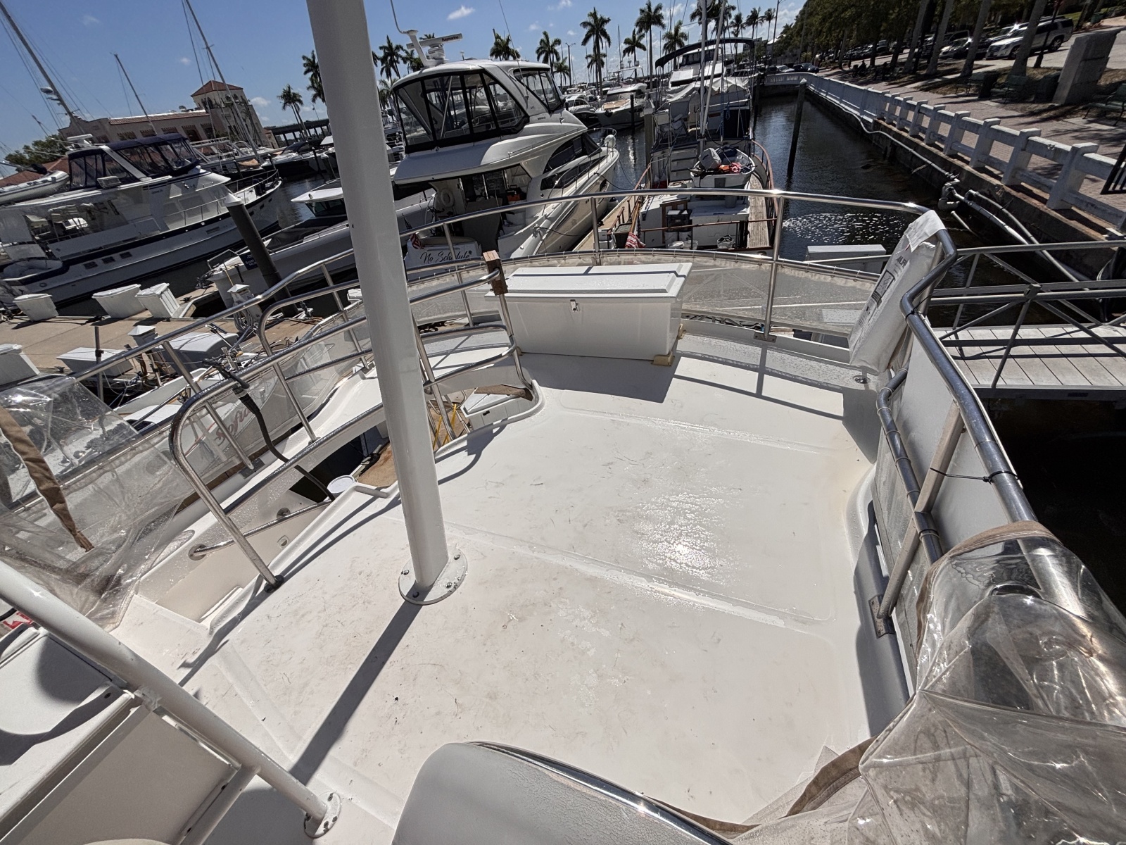 2003 Mainship 390 Trawler