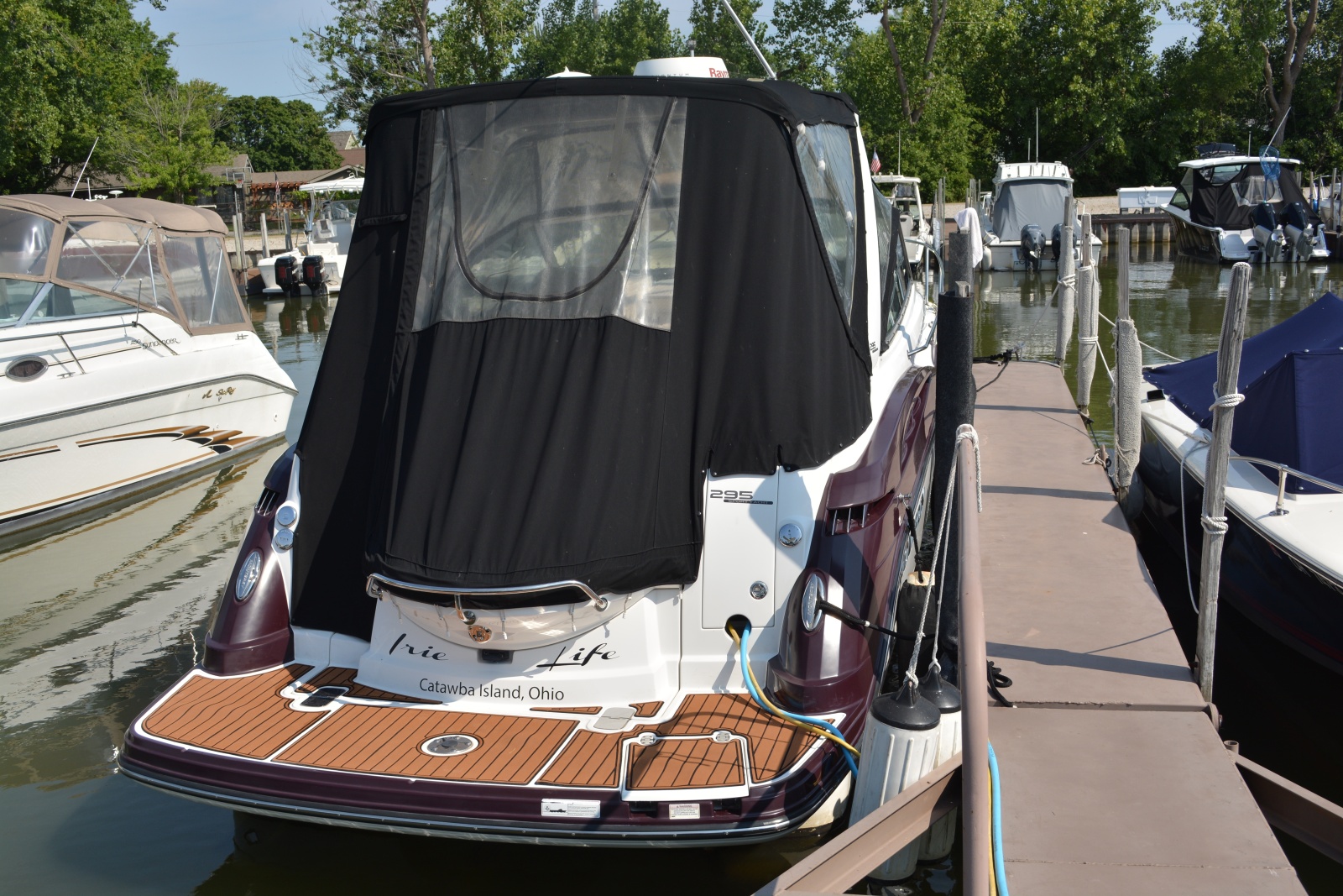 2017 Monterey 295 SY