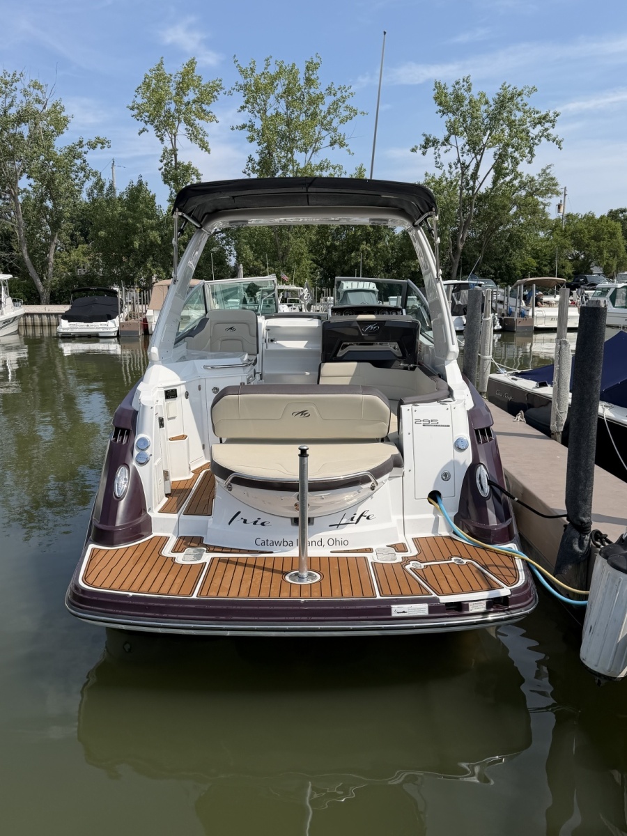 2017 Monterey 295 SY