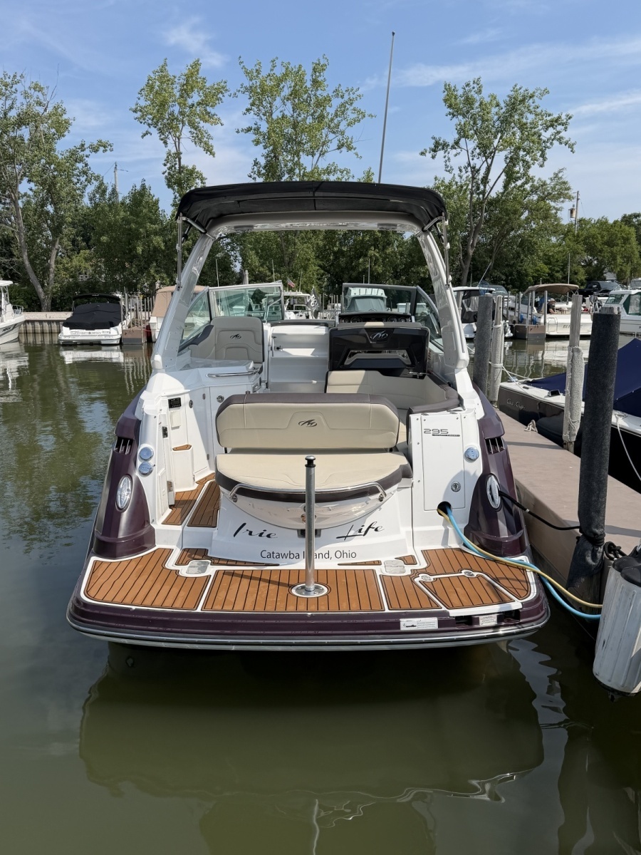 2017 Monterey 295 SY