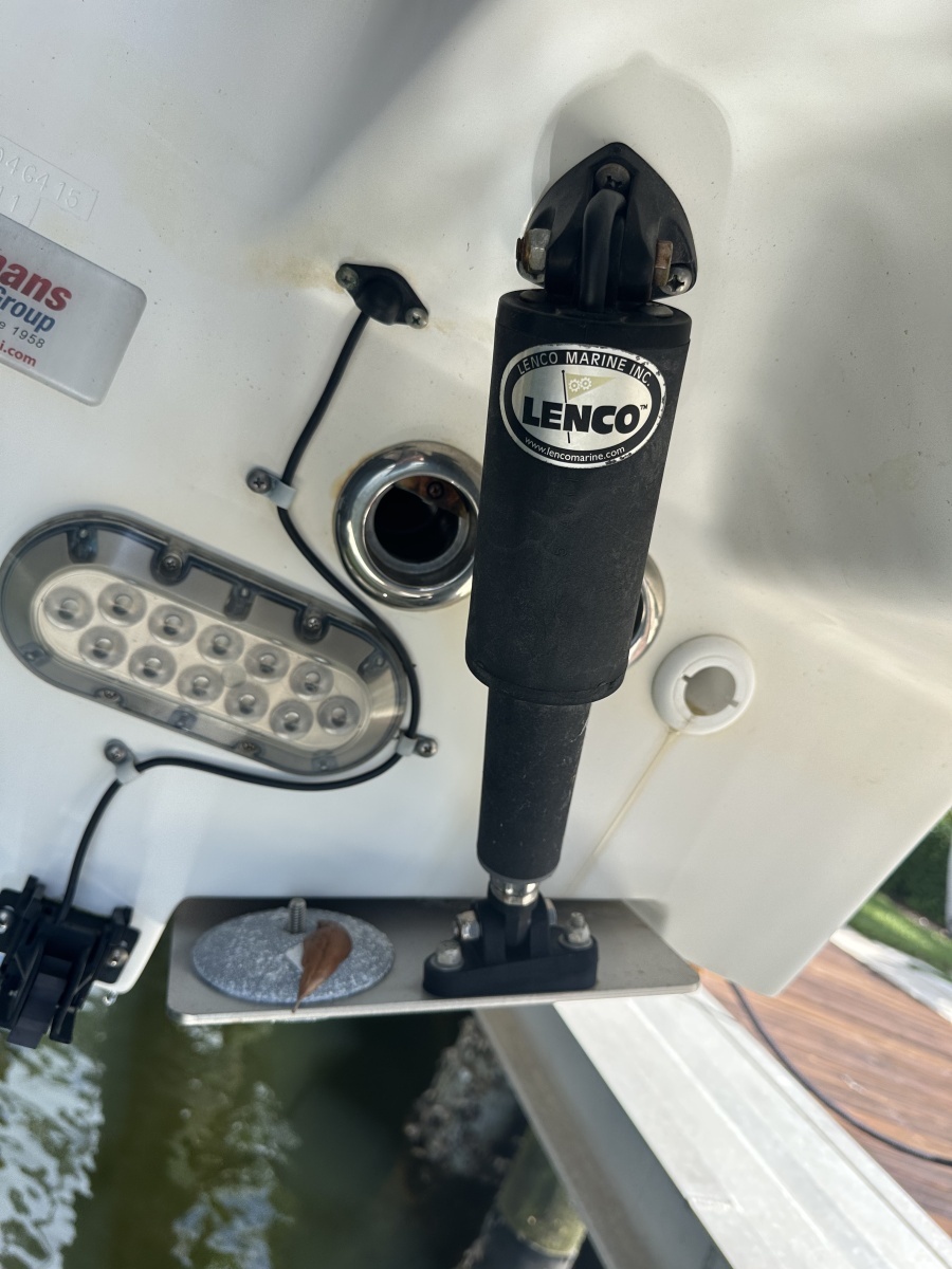 2015 Boston Whaler 