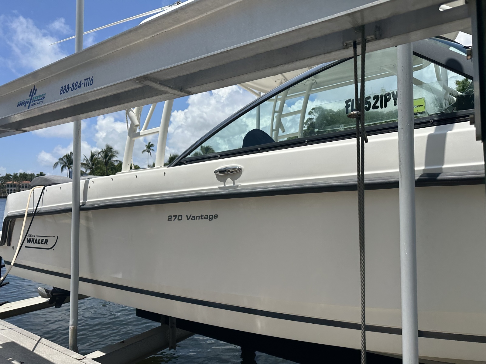 2015 Boston Whaler 