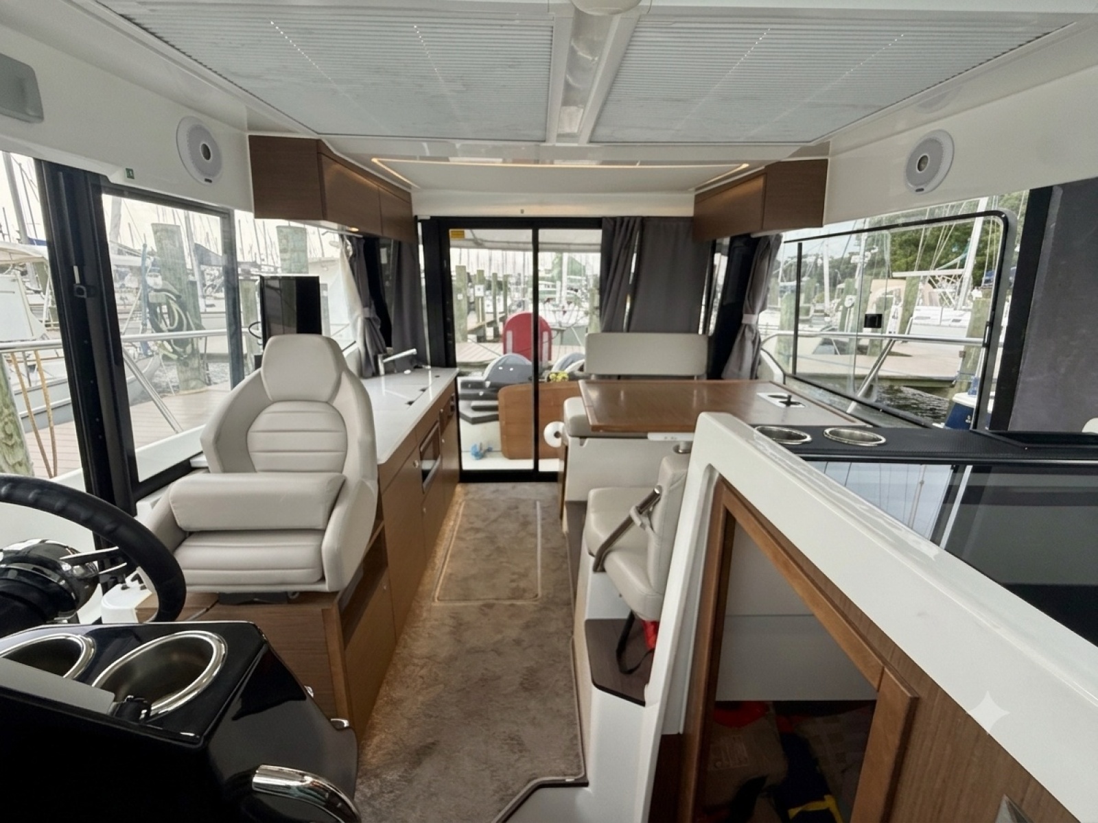2021 Jeanneau NC1095