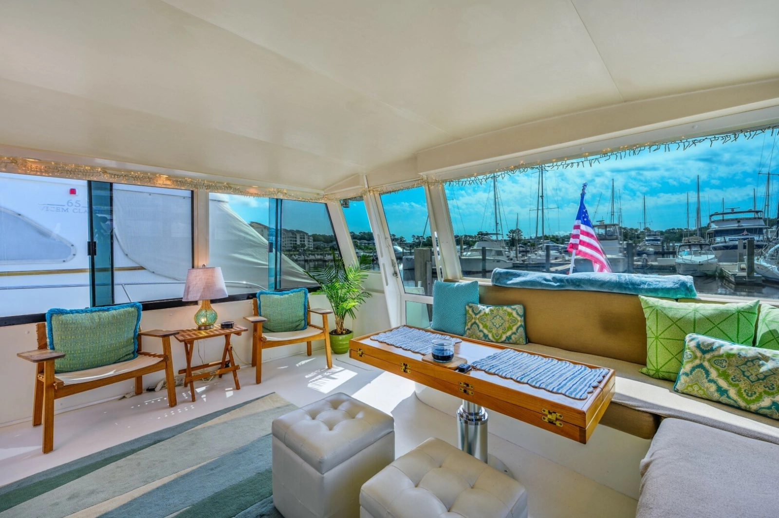 1999 Viking Cockpit Sport Yacht