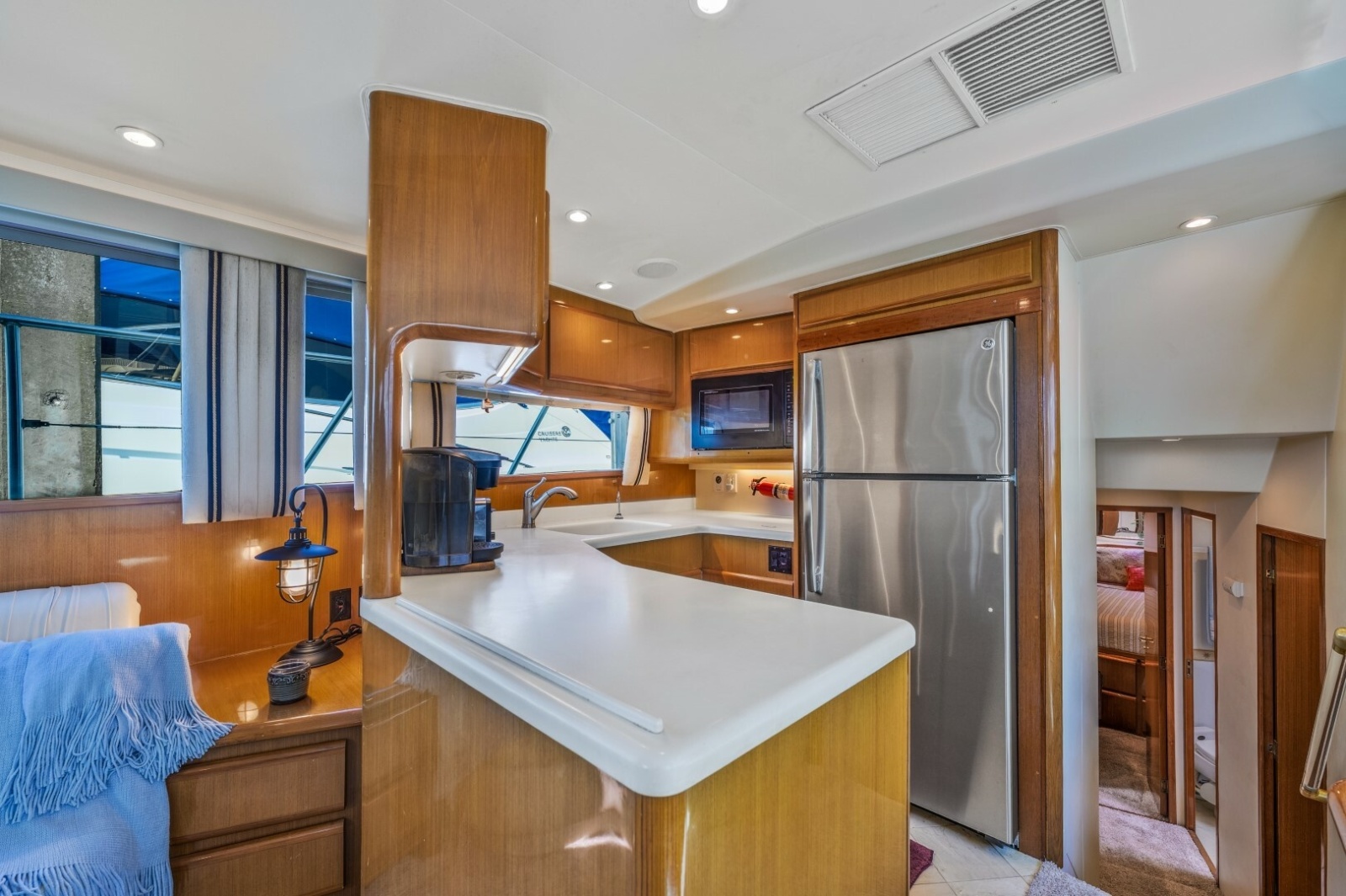 1999 Viking Cockpit Sport Yacht
