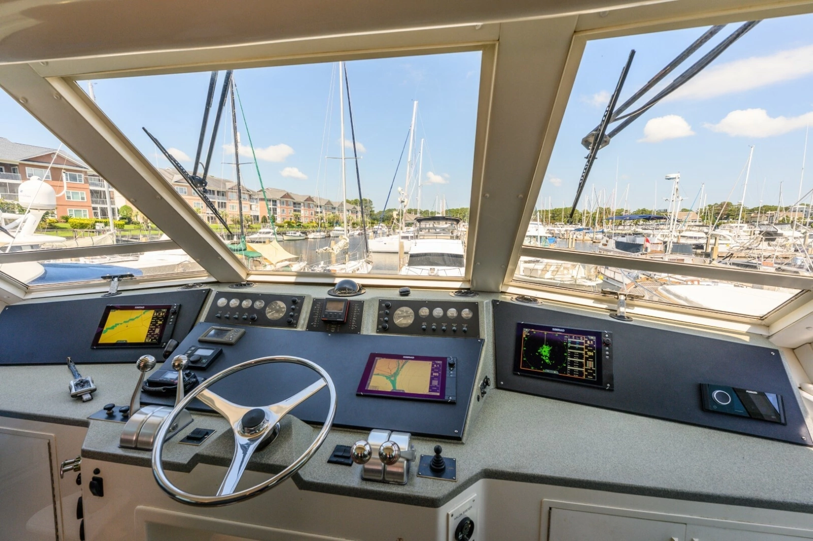 1999 Viking Cockpit Sport Yacht