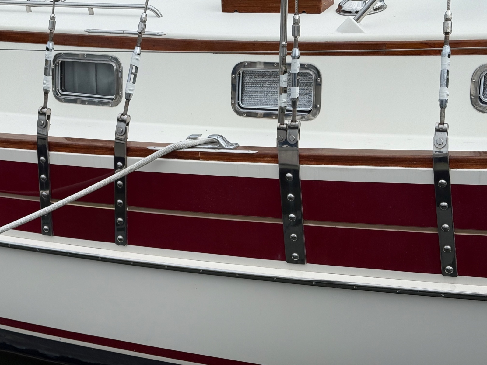 External Chainplates