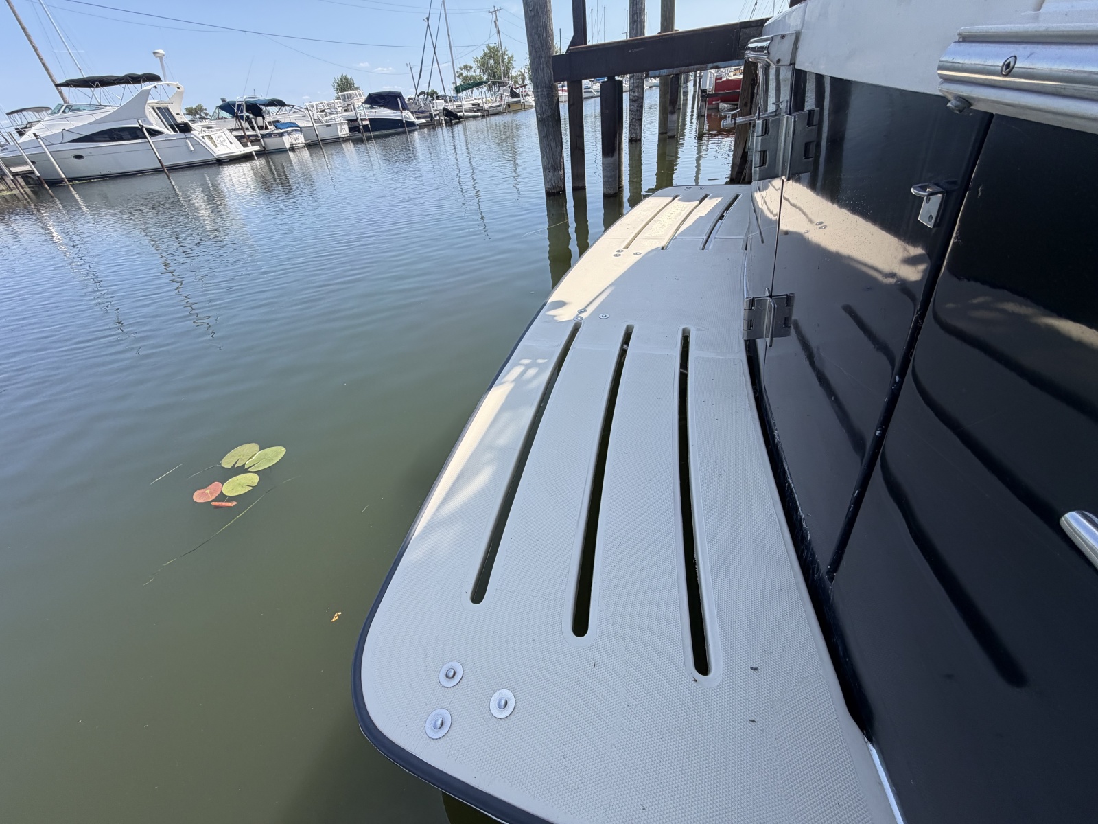 2006 Mainship 34 Trawler