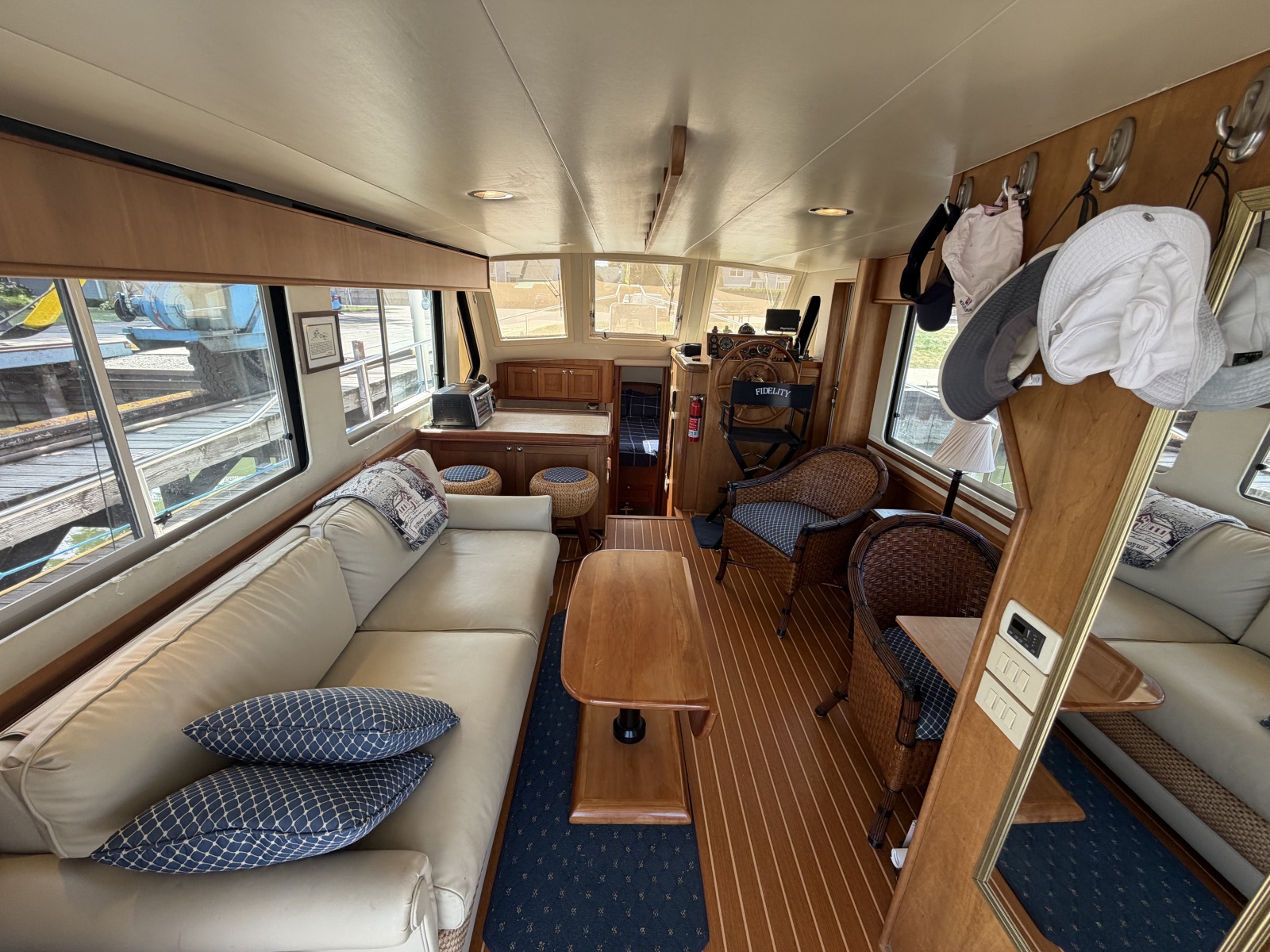 2006 Mainship 34 Trawler