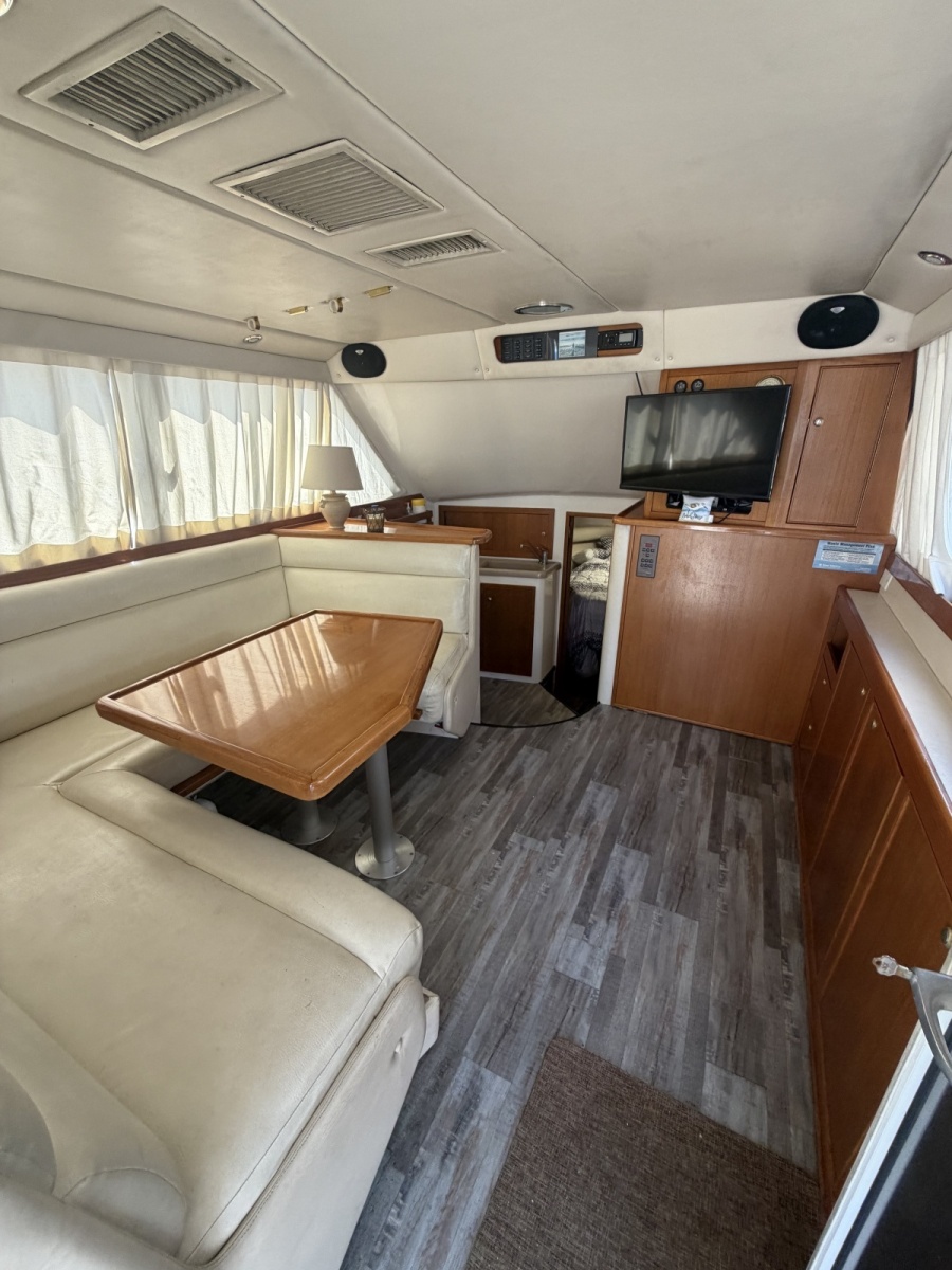 2000 Riviera 34