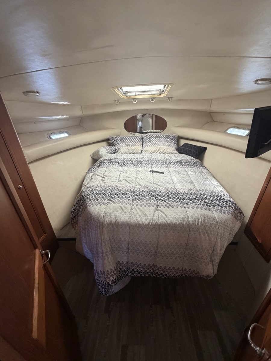 2000 Riviera 34