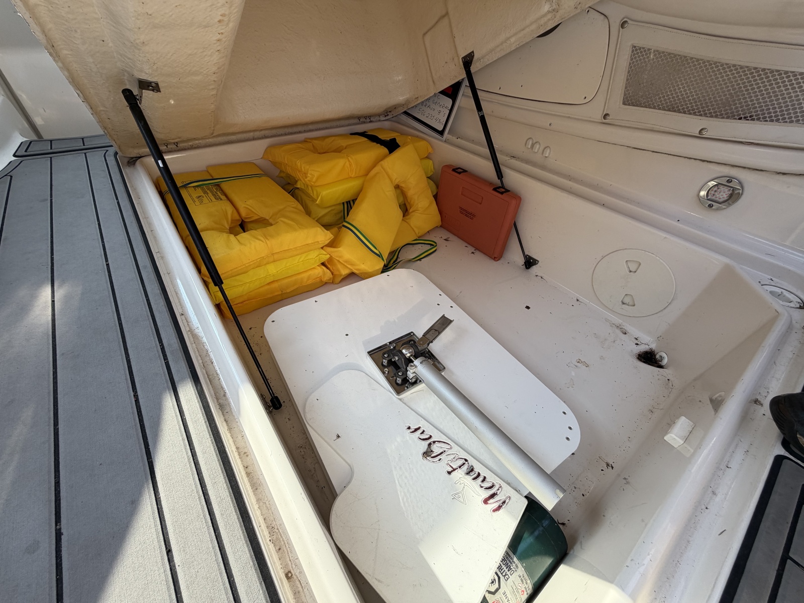 2006 Monterey 298 Sport Cruiser