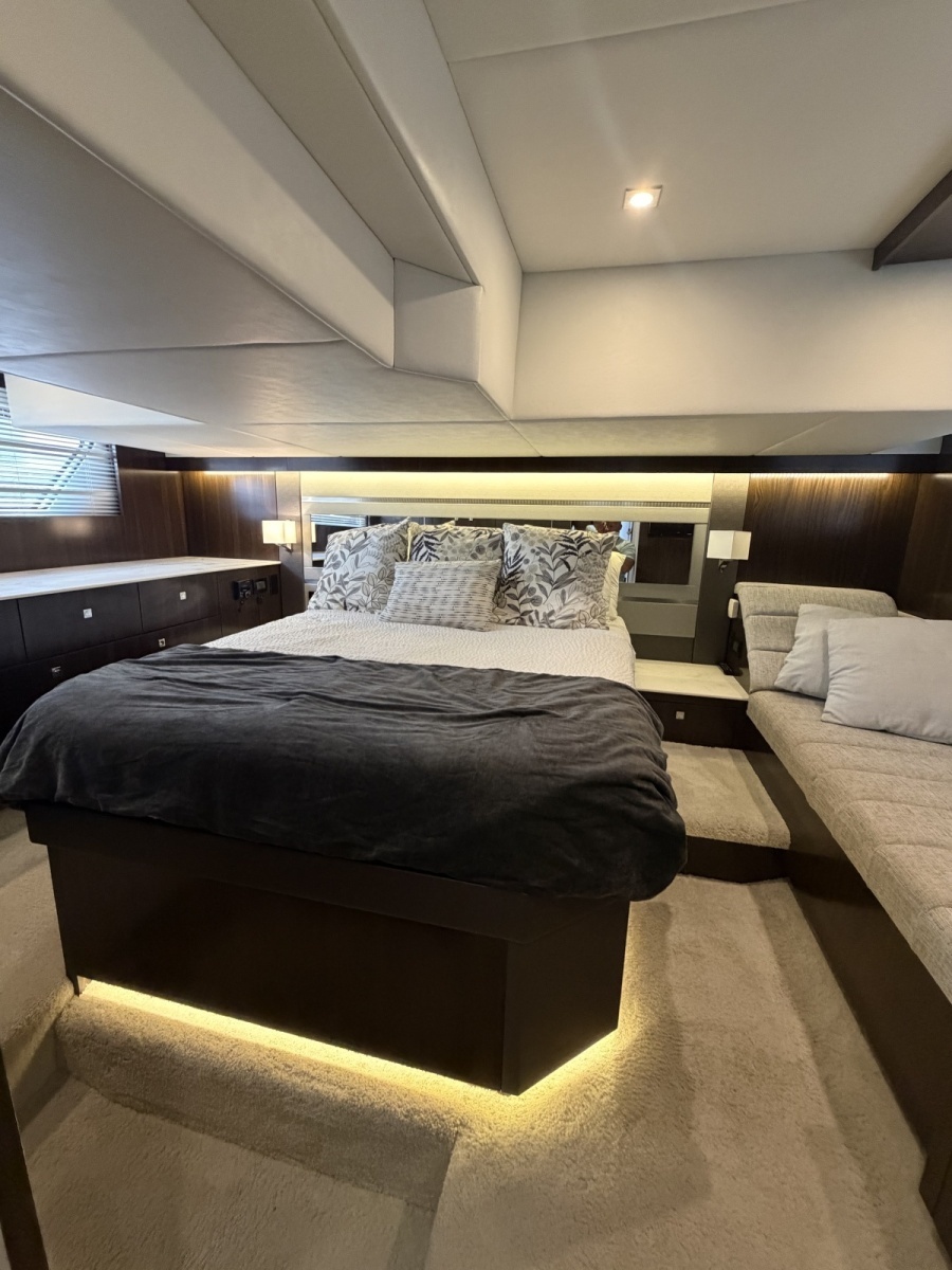 2022 Cruisers 46 Cantius
