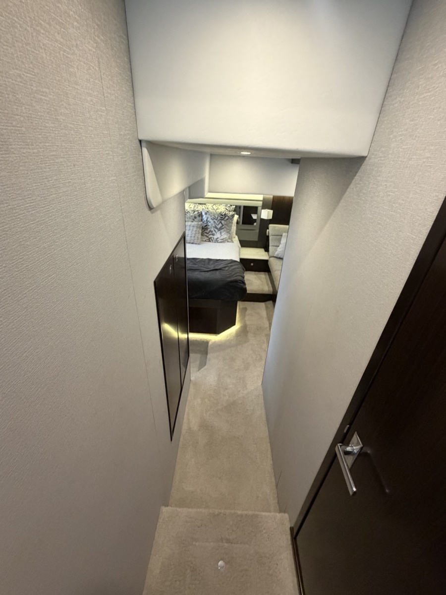 2022 Cruisers 46 Cantius