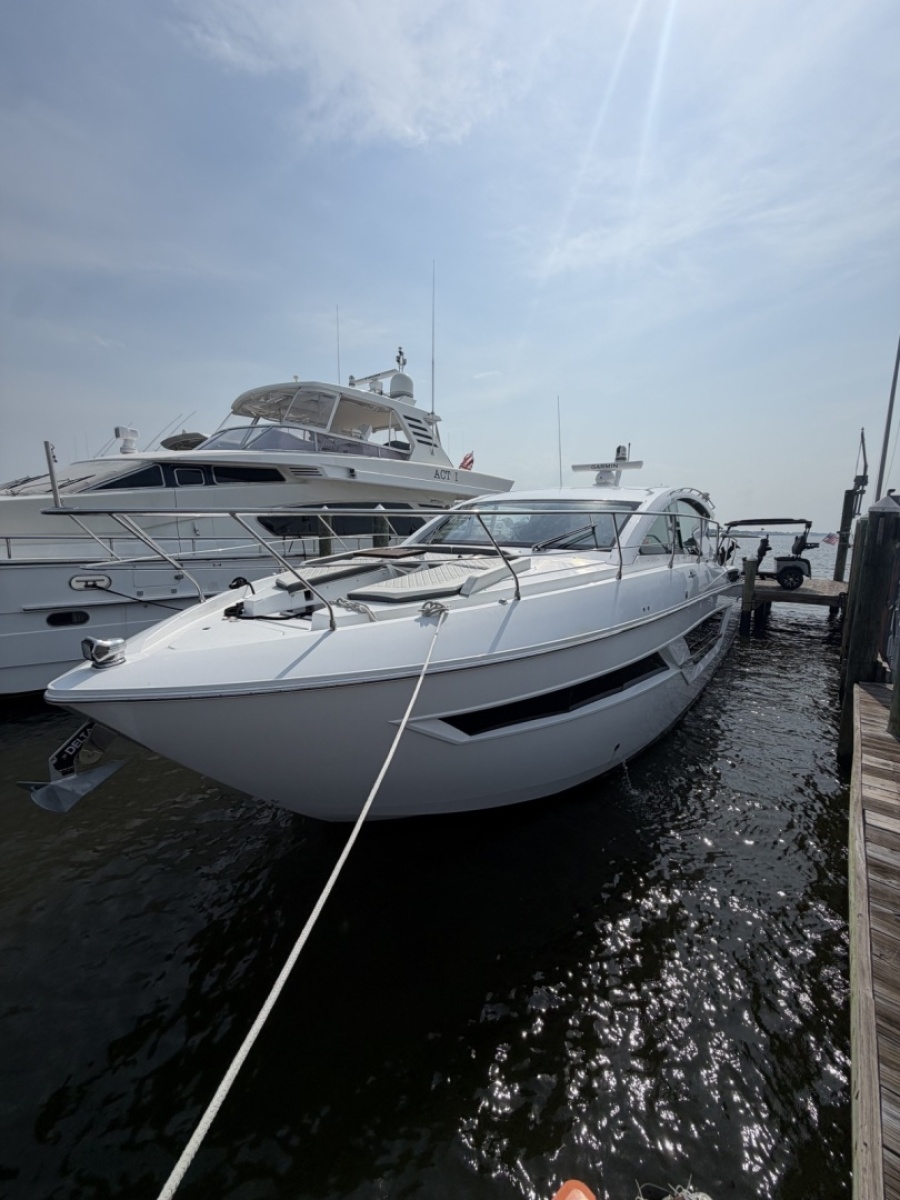 2022 Cruisers 46 Cantius