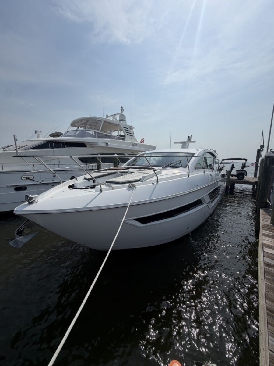 2022 Cruisers 46 Cantius