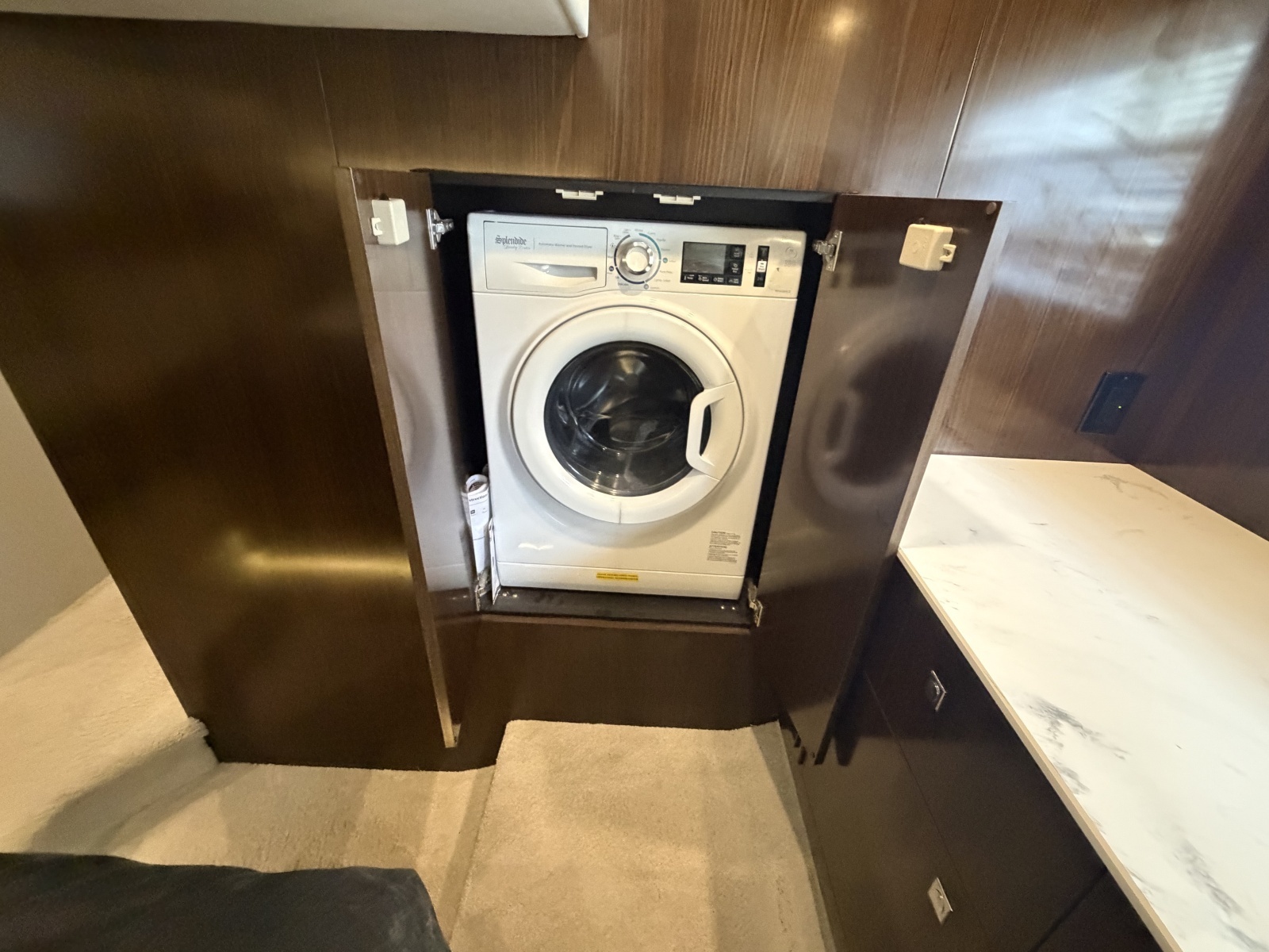 2022 Cruisers 46 Cantius