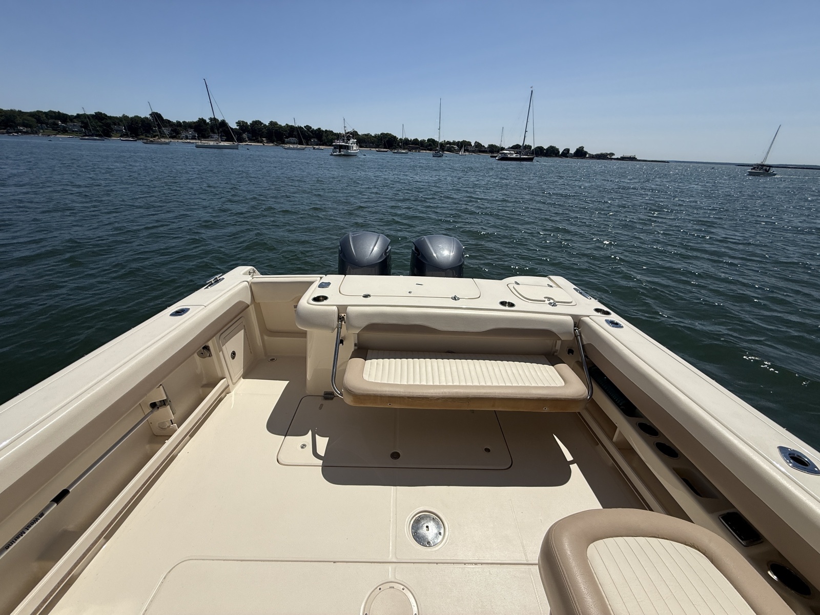 2014 Grady-White 307 Freedom