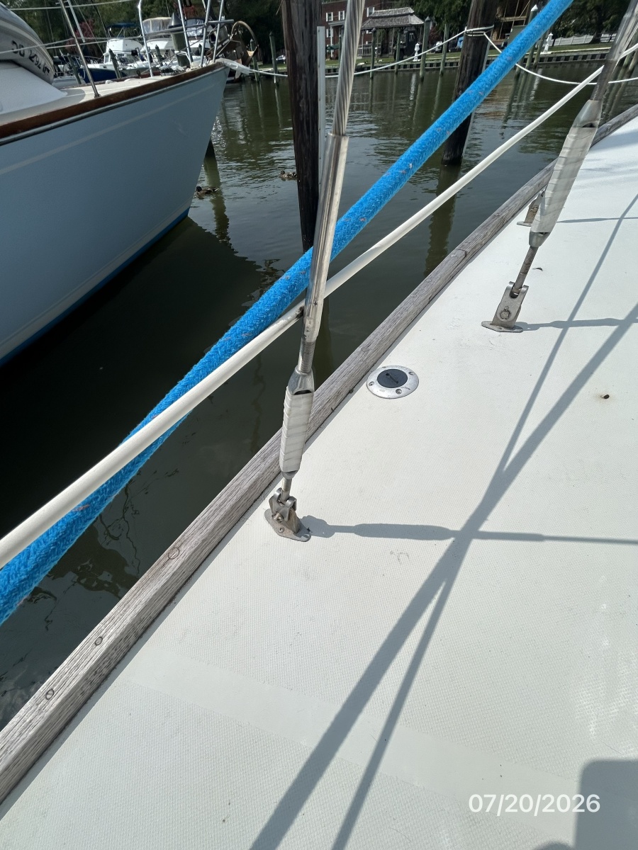 35' Pearson standing rigging1