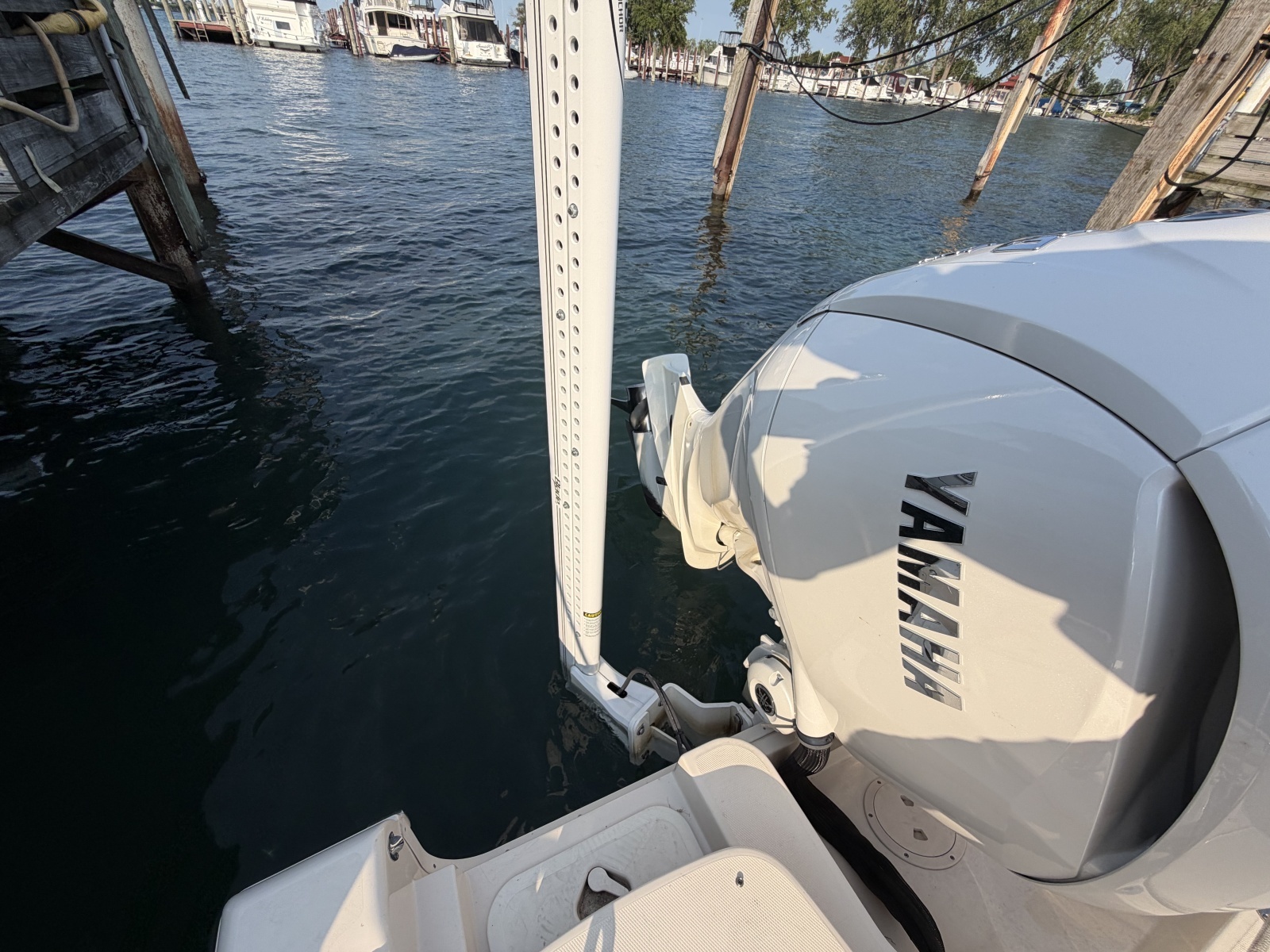2022 Grady-White 251 Coastal Explorer