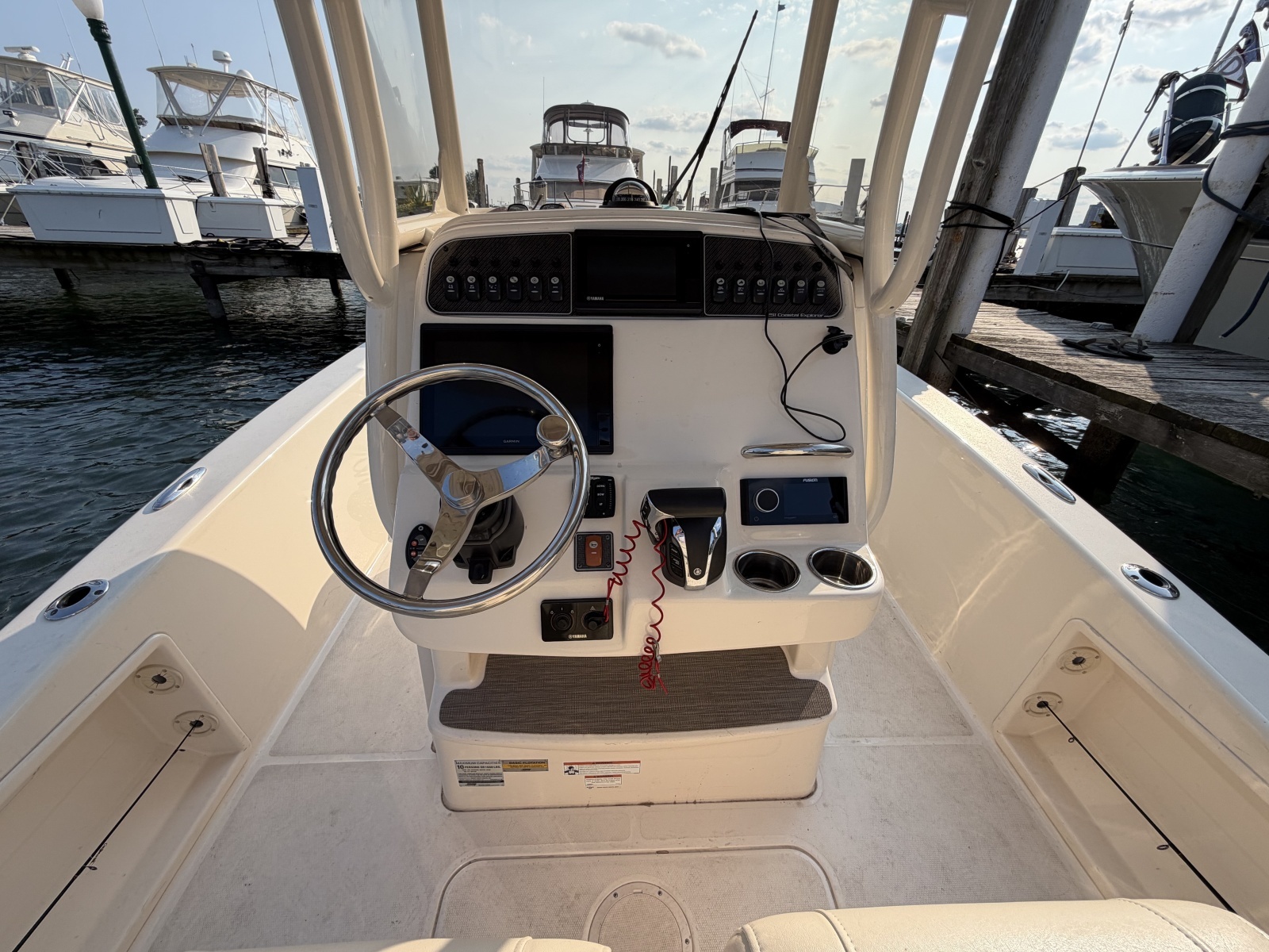 2022 Grady-White 251 Coastal Explorer