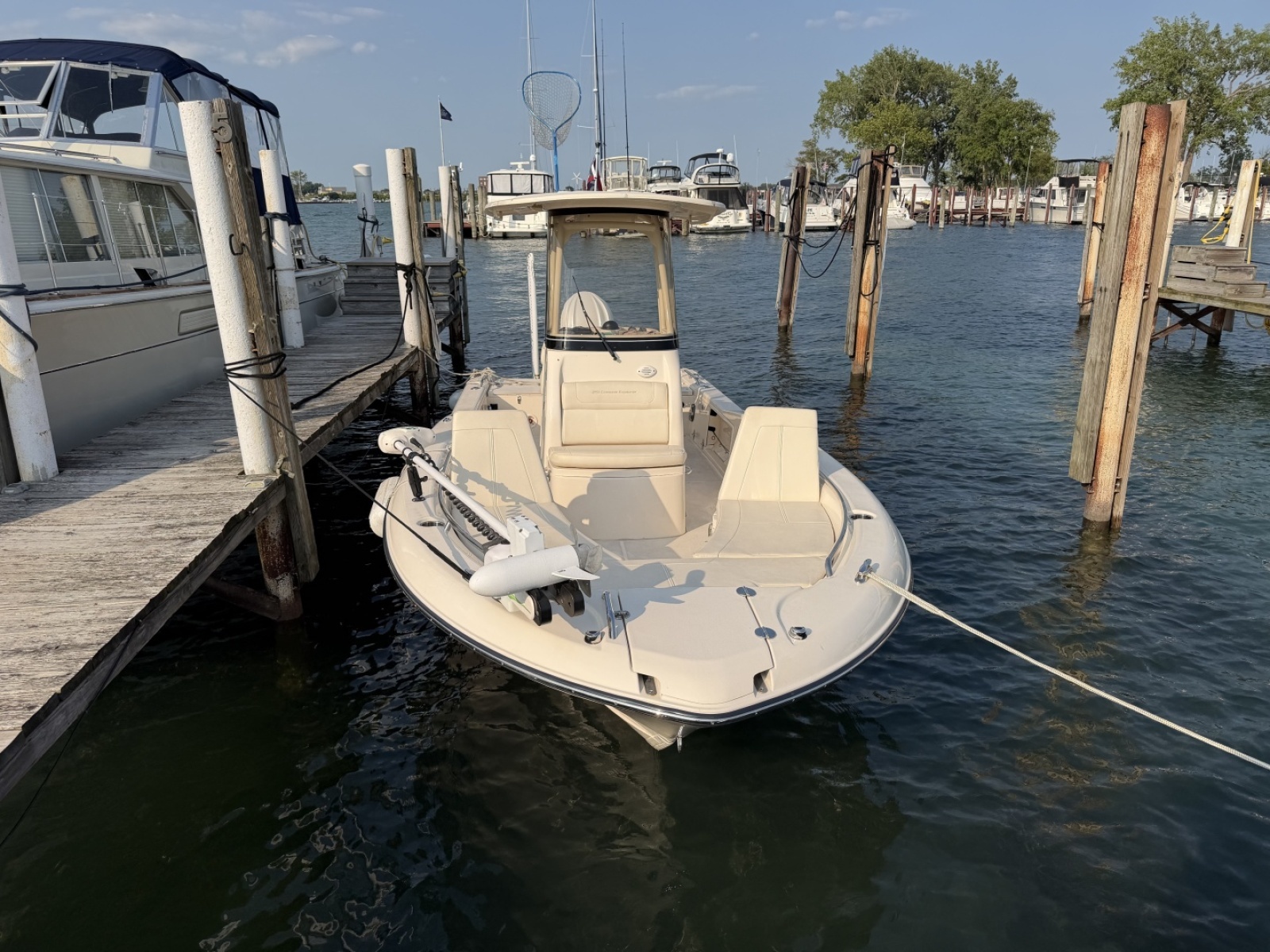 2022 Grady-White 251 Coastal Explorer