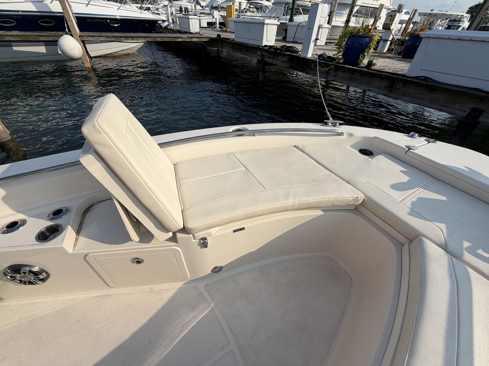 2022 Grady-White 251 Coastal Explorer