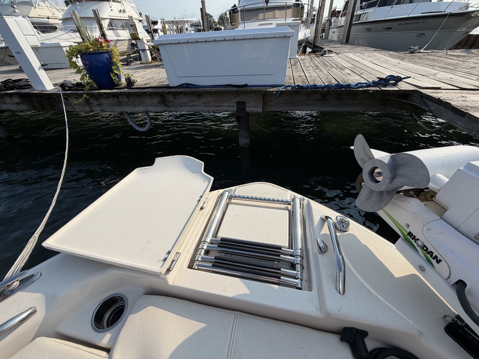 2022 Grady-White 251 Coastal Explorer