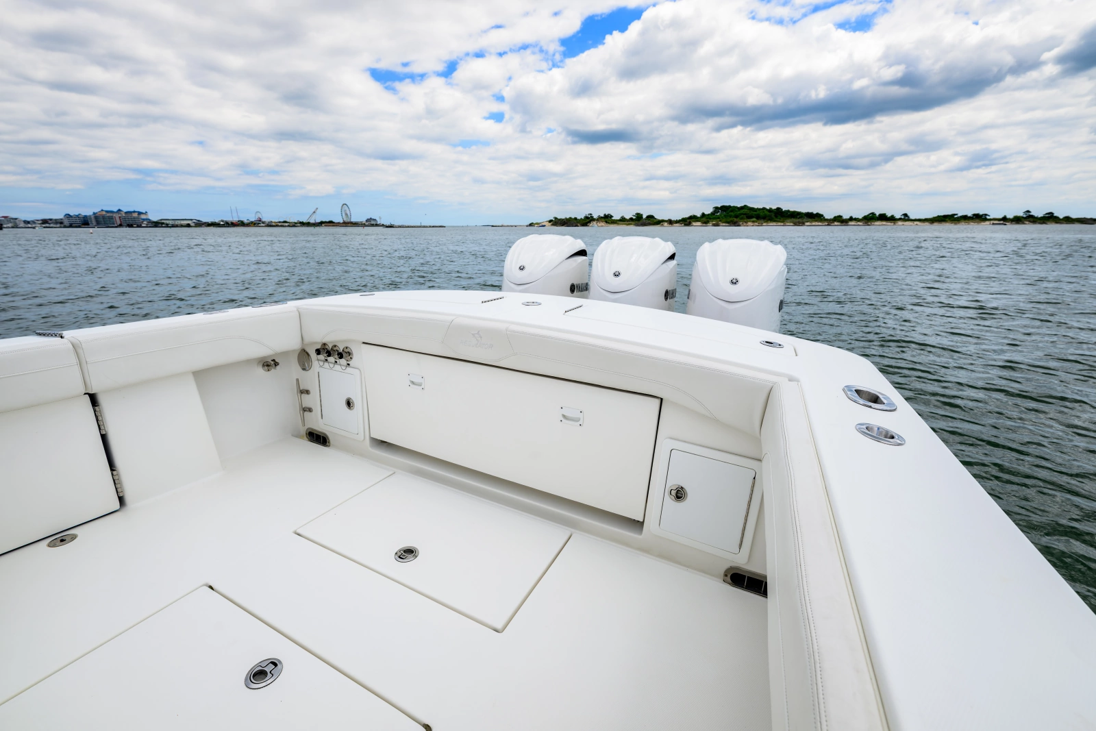 2022 Regulator 34 CC