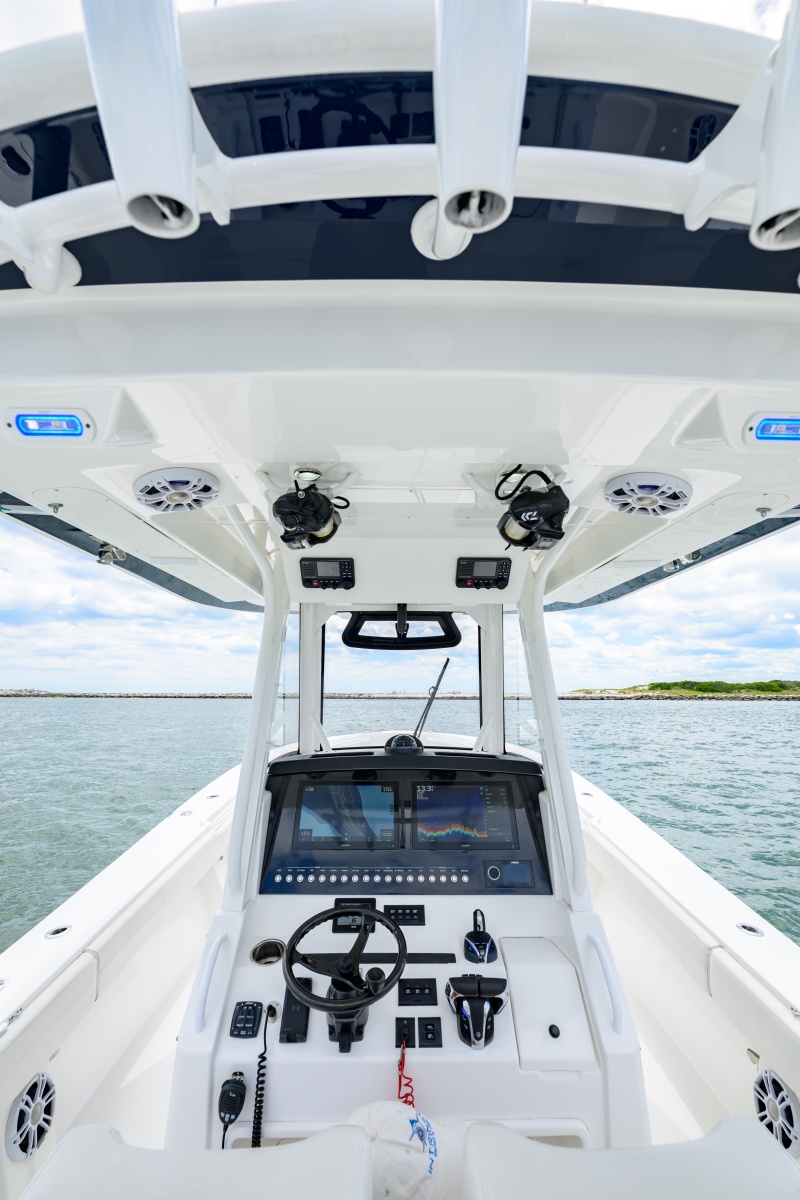2022 Regulator 34 CC