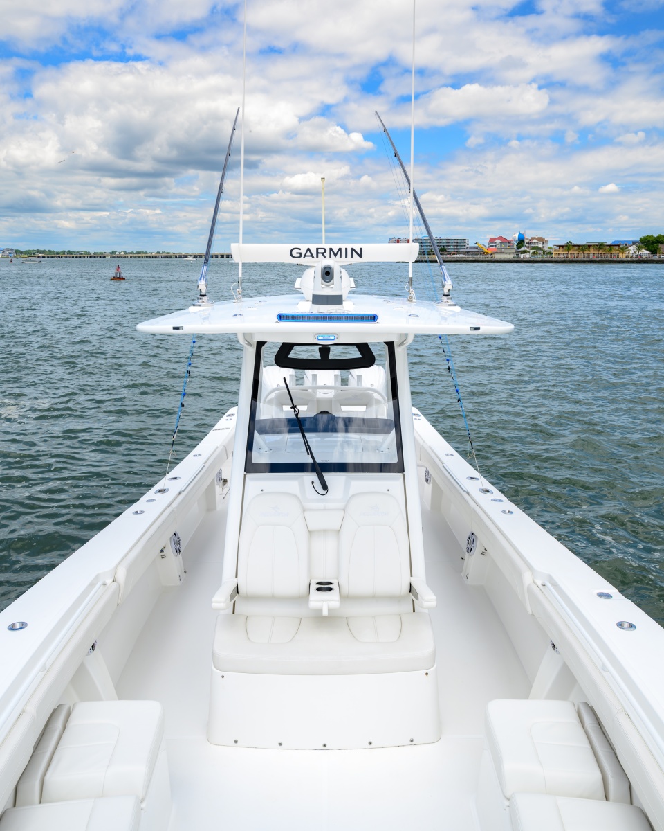 2022 Regulator 34 CC